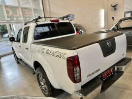 NISSAN - FRONTIER - 2014/2015 - Branca - R$ 109.900,00