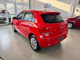 VOLKSWAGEN - GOL - 2013/2014 - Vermelha - R$ 35.900,00