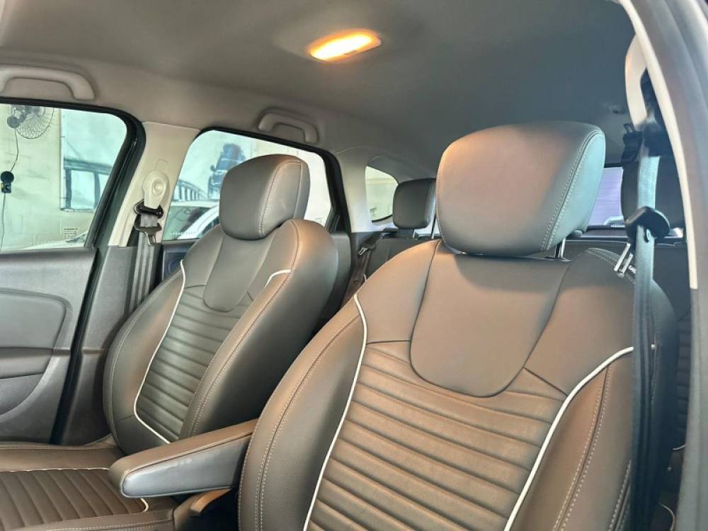 RENAULT - CAPTUR - 2018/2018 - Preta - R$ 74.900,00