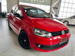 VOLKSWAGEN - FOX - 2010/2011 - Vermelha - R$ 44.900,00