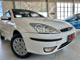 FORD - FOCUS - 2009/2009 - Branca - R$ 30.900,00