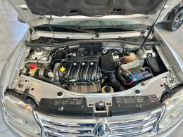 RENAULT - DUSTER - 2014/2015 - Prata - R$ 53.900,00