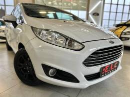 FORD - FIESTA - 2014/2014 - Branca - R$ 44.900,00
