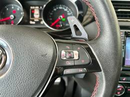 VOLKSWAGEN - JETTA - 2016/2016 - Branca - R$ 96.900,00