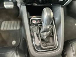 VOLKSWAGEN - JETTA - 2016/2016 - Branca - R$ 96.900,00