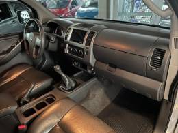 NISSAN - FRONTIER - 2014/2015 - Prata - R$ 97.900,00