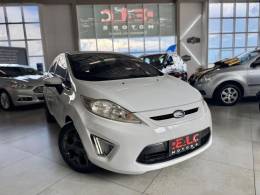 FORD - FIESTA - 2012/2013 - Branca - R$ 43.900,00